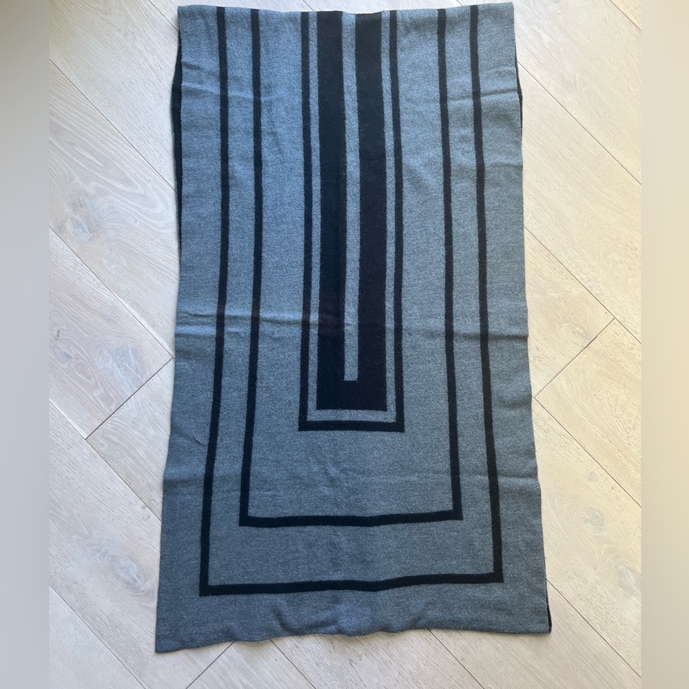 VINCE Reversible Black & Grey Wool Scarf